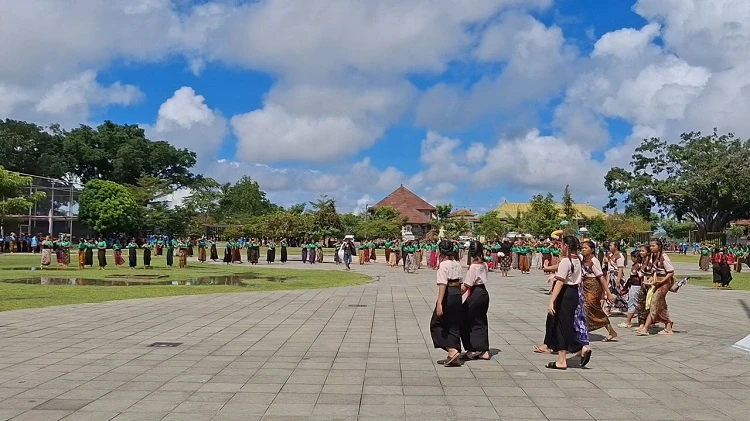 Beritabali.com